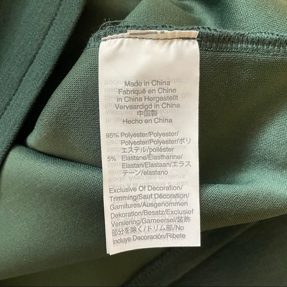 Madewell Crepe Wrap Top in Forest Green - Picture 7 of 8